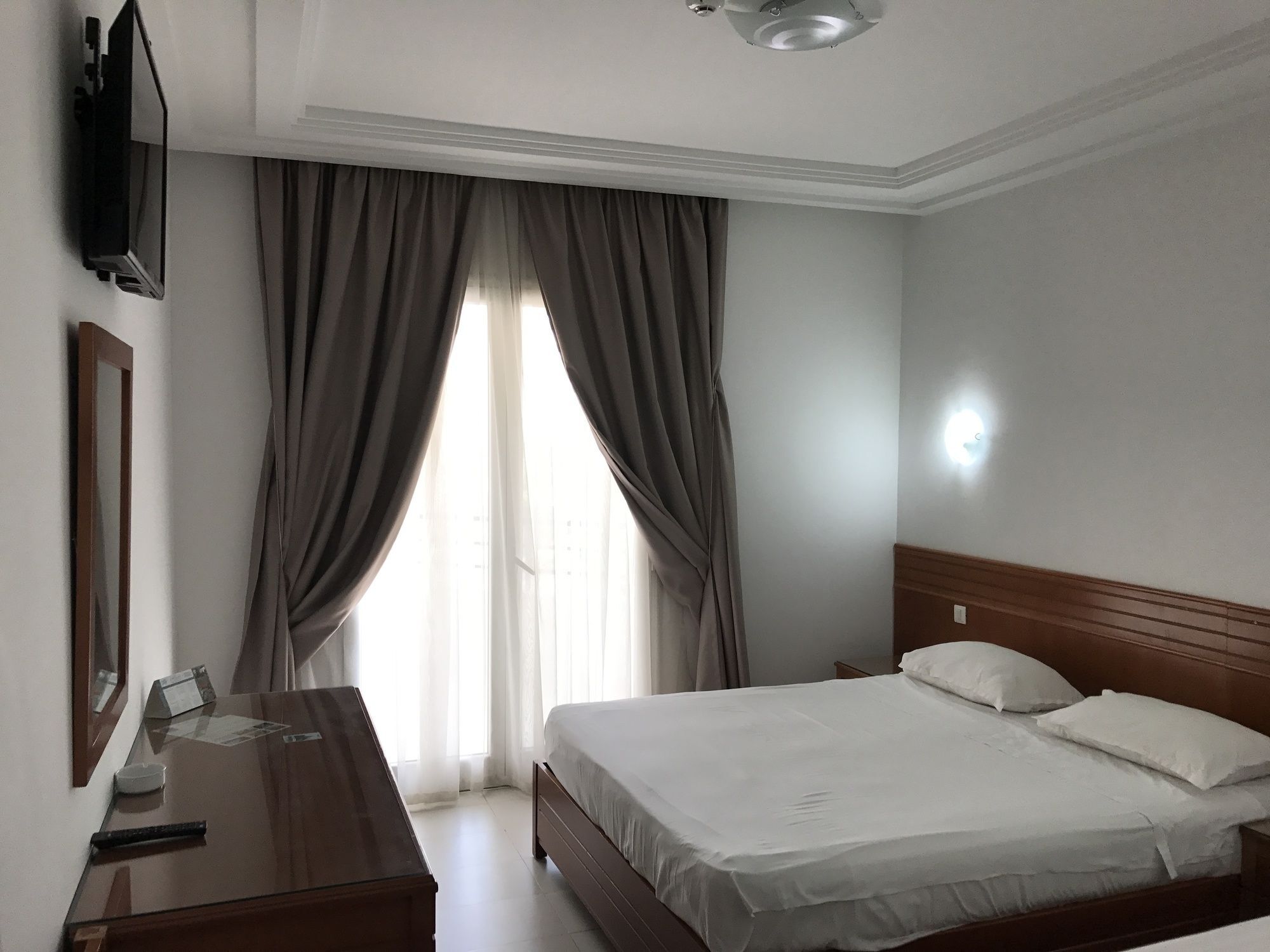 Hotel Al Karmel Tunis Eksteriør billede